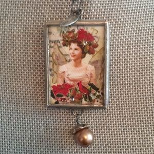 Jewel Kade - Christmas Carol Charm